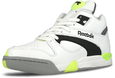 Reebok Court Victory Pump 'Putih Hitam' AR3174 Lookbook Reebok Court Victory Pump 'Putih Hitam' AR3174