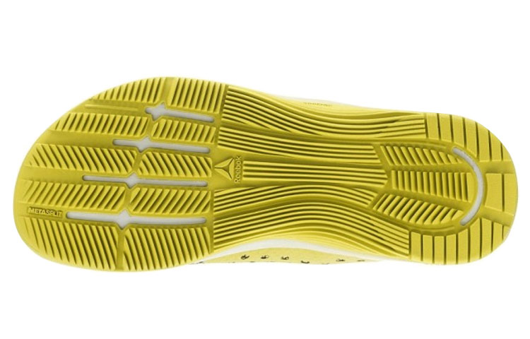 Shop 锐步CrossFit Nano 7.0 '黄' 运动鞋 BD5020