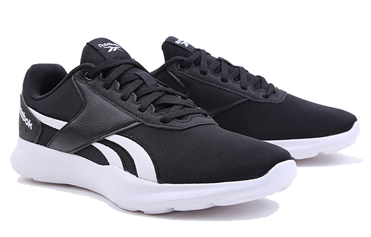 Lookbook 锐步Dart TR 2.0黑色跑鞋 FV4126