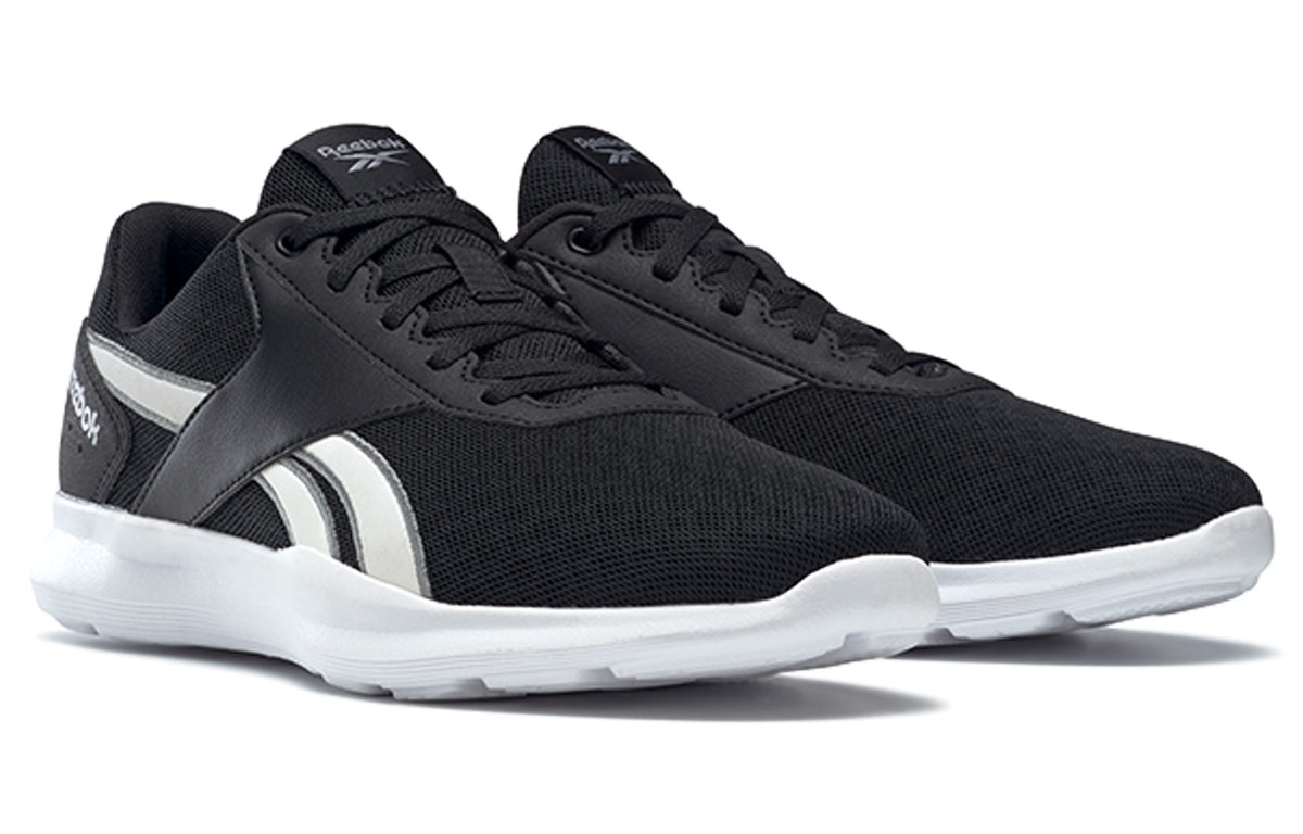 Lookbook 銳步 Dart Tr 2 防滑耐磨網球鞋 藍黑