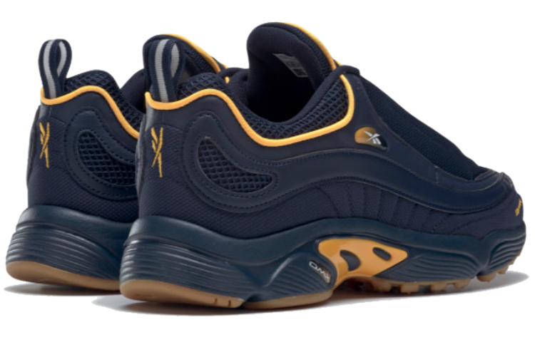 Shop Reebok Daytona DMX Mu 深藍色