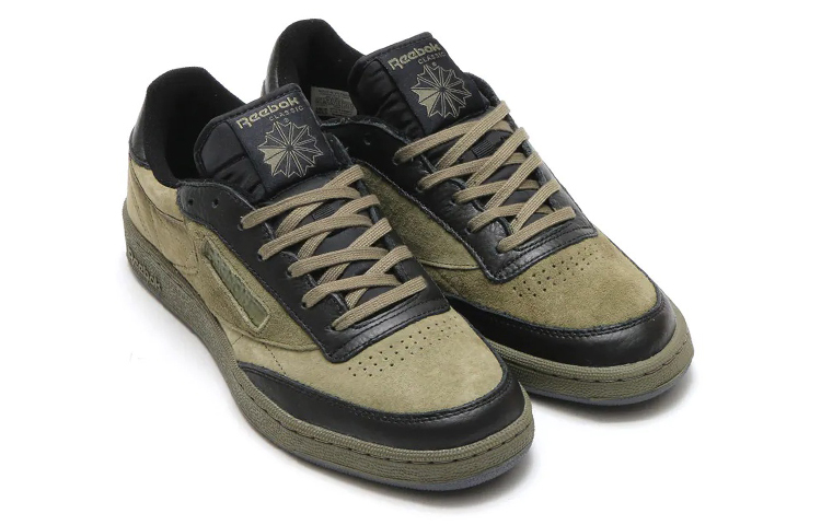 Lookbook Reebok Distinct Life x Club C 85 &#x27;Hijau Militer&#x27; BS7726