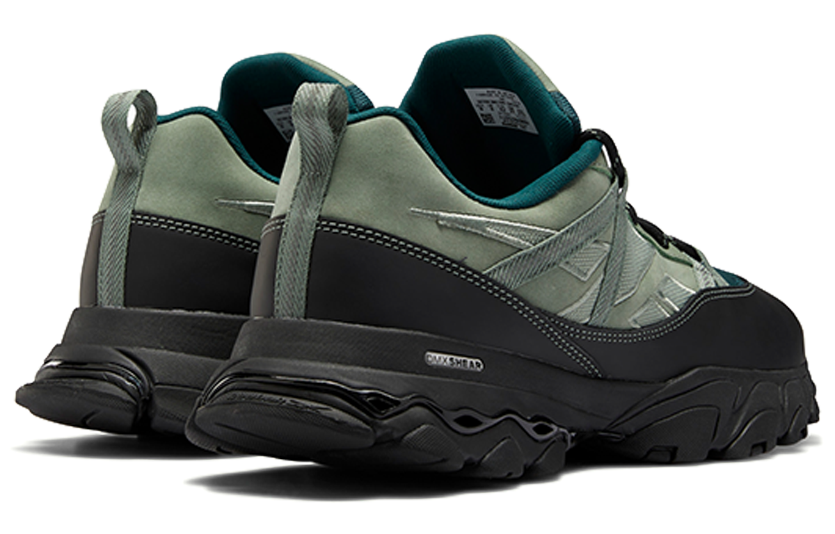 Shop 锐步DMX Trail Shadow黑绿配色 G57922
