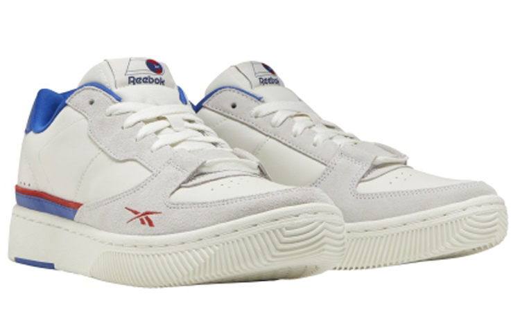 Lookbook Reebok Dual Court ''Chalk Royal Red'' Sneaker EG6019