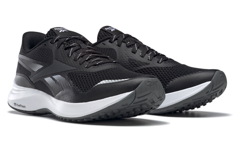 Lookbook Reebok Endless Road 3.0 ''Schwarz Weiß'' H00797