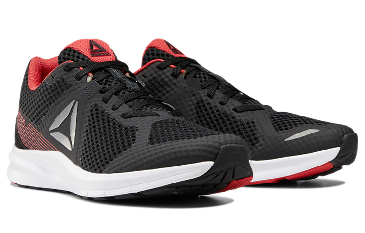 Lookbook Reebok Endless Road ''Noir'' DV6196
