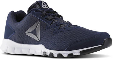 Lookbook Reebok Everchill TR 復古運動跑步鞋 深藍