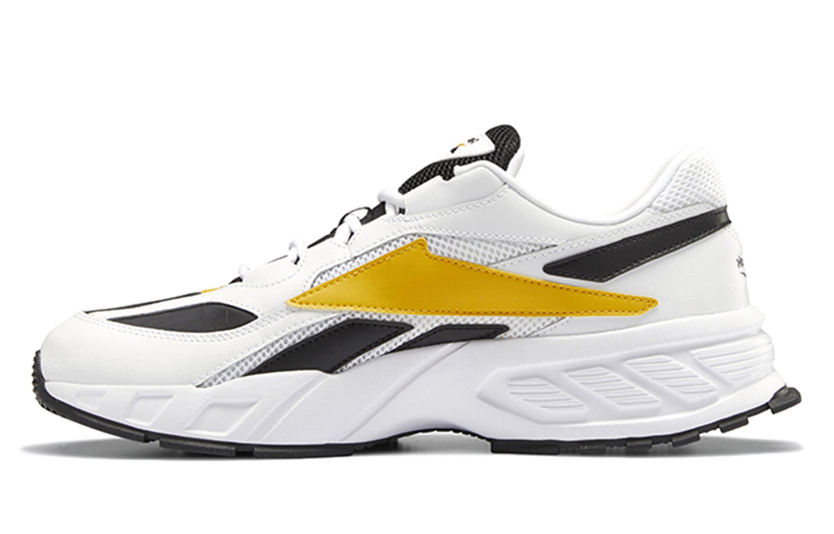 Buy リーボック EVZN 「フィアスゴールド」 FV7935