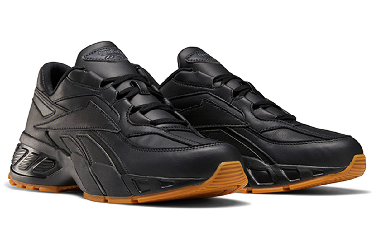Lookbook Reebok Evzn Cuir ''Coureur Noir'' FZ1210