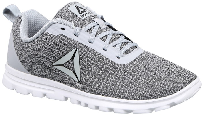 Reebok Flex Knit 舒適輕便跑步鞋 淺灰 Lookbook Reebok Flex Knit 舒適輕便跑步鞋 淺灰