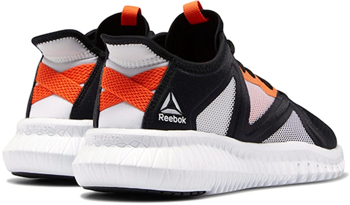 Reebok Flexagon 2.0 'Hitam Putih' DV6003 Shop Reebok Flexagon 2.0 'Hitam Putih' DV6003