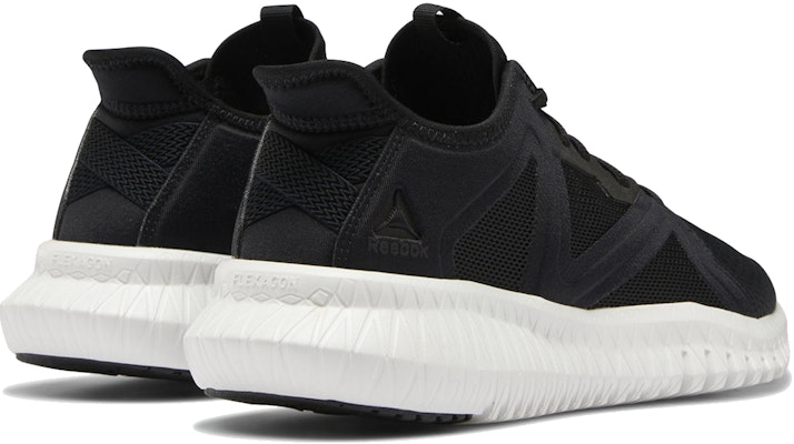 Reebok Flexagon 2「黑色」DV6007 Lookbook Reebok Flexagon 2「黑色」DV6007