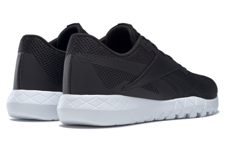 Shop Reebok Flexagon Energy TR 3 低筒耐磨訓練鞋 極夜黑