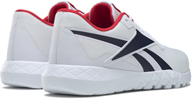 Shop Reebok Flexagon Energy Train 3 舒適耐磨跑步鞋 雲白