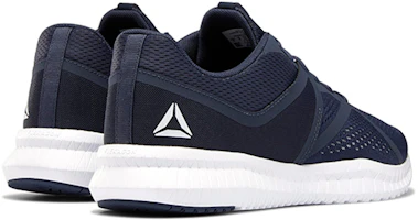 Shop Reebok Flexagon Fit 海軍藍色 跑步鞋