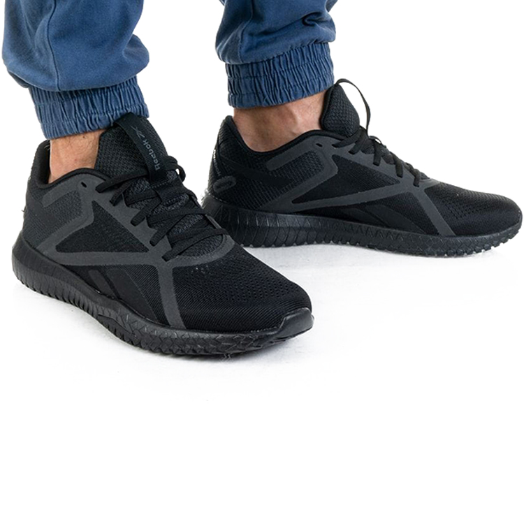 Sizing 锐步 Flexagon Force 2.0 黑色运动鞋 FX0158