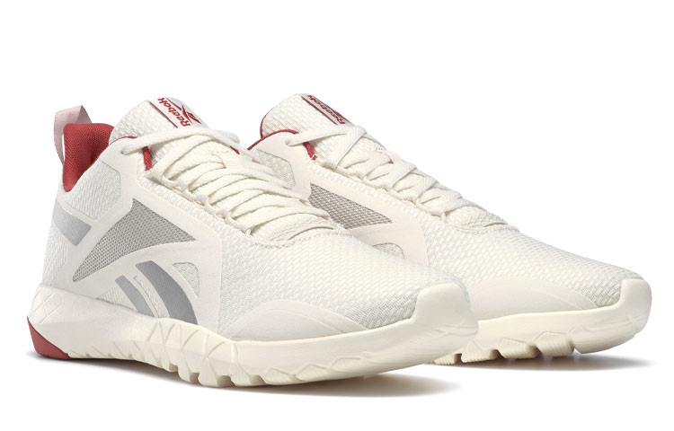 Lookbook リーボック フレクサゴンフォース 3.0 ベージュ/レッド FX1913