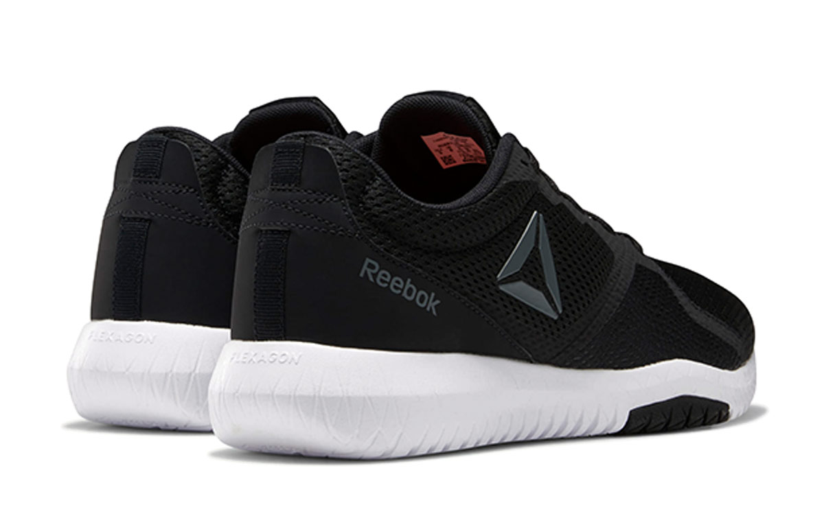 Shop Reebok Flexagon Force 黑色 跑步鞋