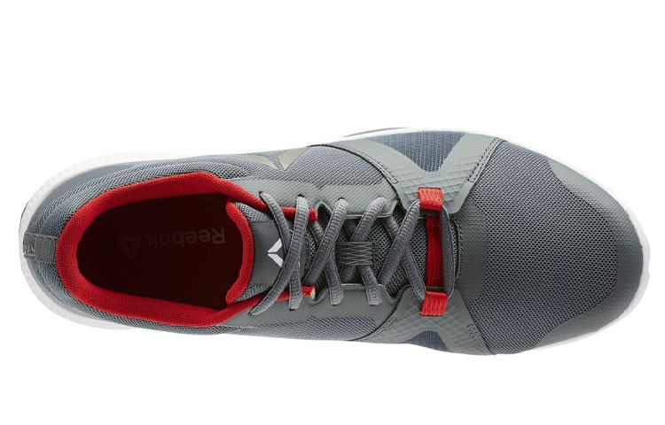 Lookbook Reebok Flexile ''Alloy Primal Red'' Sneaker BS8047