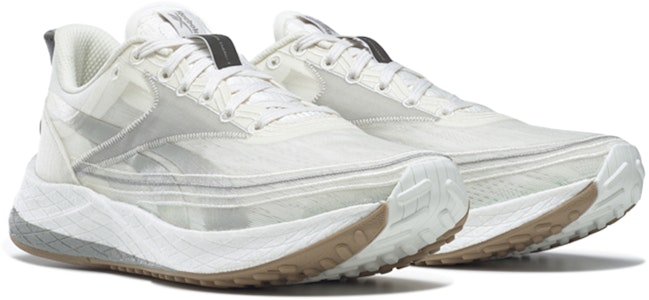 Reebok Floatride Energy 4 'Chalk Pure Grey Gum' Putih Abu Coklat GX0270 Lookbook Reebok Floatride Energy 4 'Chalk Pure Grey Gum' Putih Abu Coklat GX0270