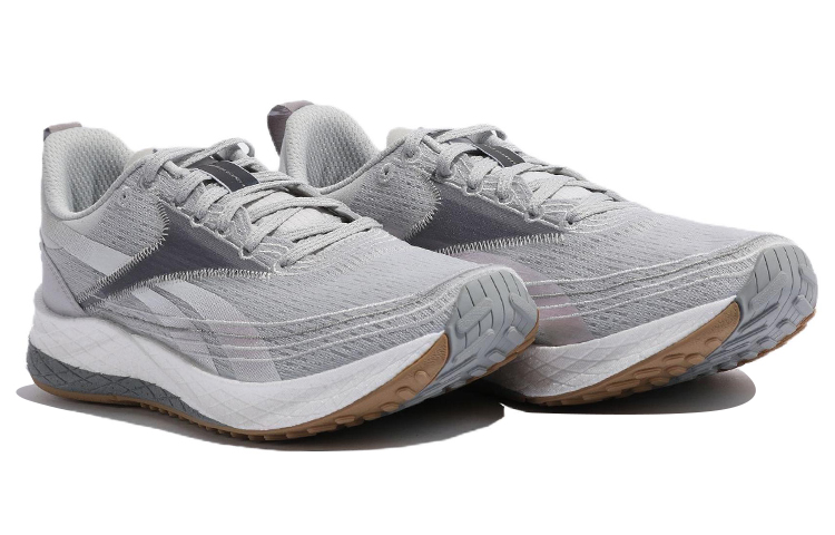Lookbook Reebok Floatride Energy 4 ''Rein Grau'' GY2387