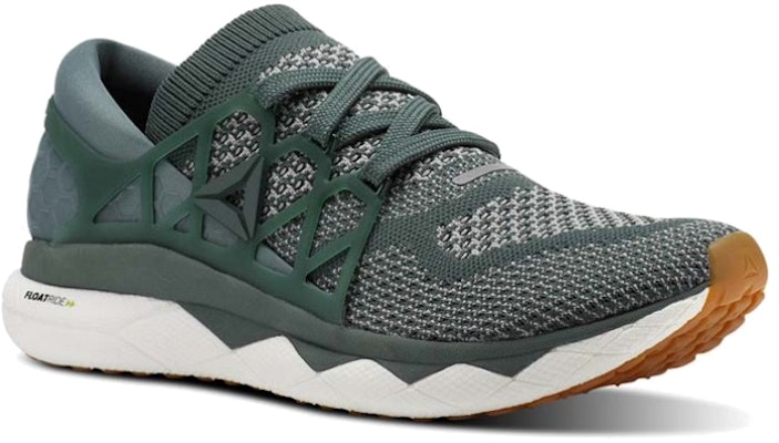 Reebok Floatride 跑鞋‘灰绿色’ CN2582 Lookbook Reebok Floatride 跑鞋‘灰绿色’ CN2582