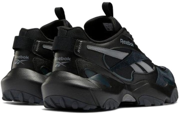 Reebok Fluffipuff 'Black' HP7489 Lookbook Reebok Fluffipuff 'Black' HP7489