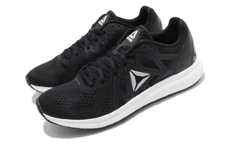 Lookbook Reebok Forever Floatride Energy BIB ''Schwarz'' DV6505