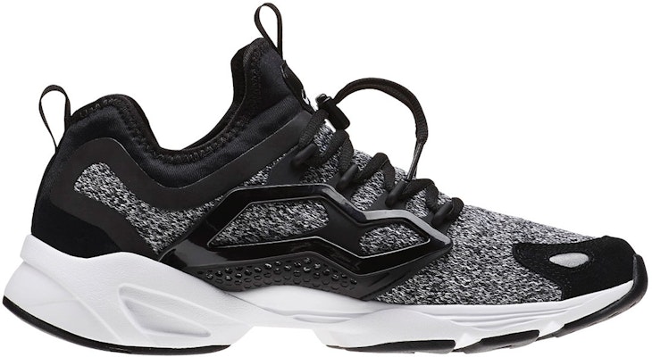 Reebok Fury Adapt 'Kelabu Hitam' AR2625 Order Reebok Fury Adapt 'Kelabu Hitam' AR2625