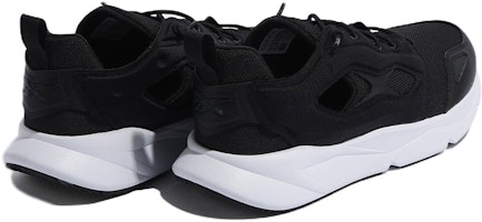 Reebok FuryLite 95 'Hitam Perak Gelap' GV8818 Purchase Reebok FuryLite 95 'Hitam Perak Gelap' GV8818