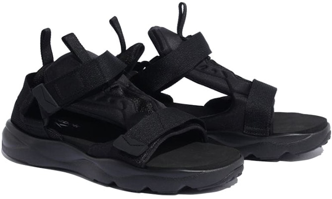 Reebok Furylite Lightweight Casual Unisex Black Sandals FY1602 Lookbook Reebok Furylite Lightweight Casual Unisex Black Sandals FY1602