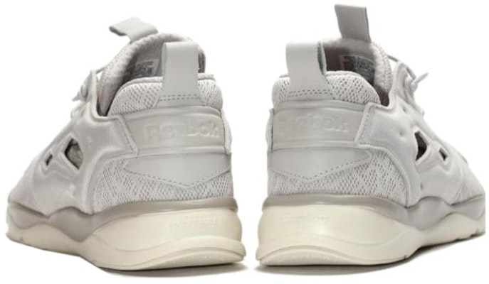 銳步 Furylite TM 舒適耐磨跑步鞋 深灰 Shop 銳步 Furylite TM 舒適耐磨跑步鞋 深灰