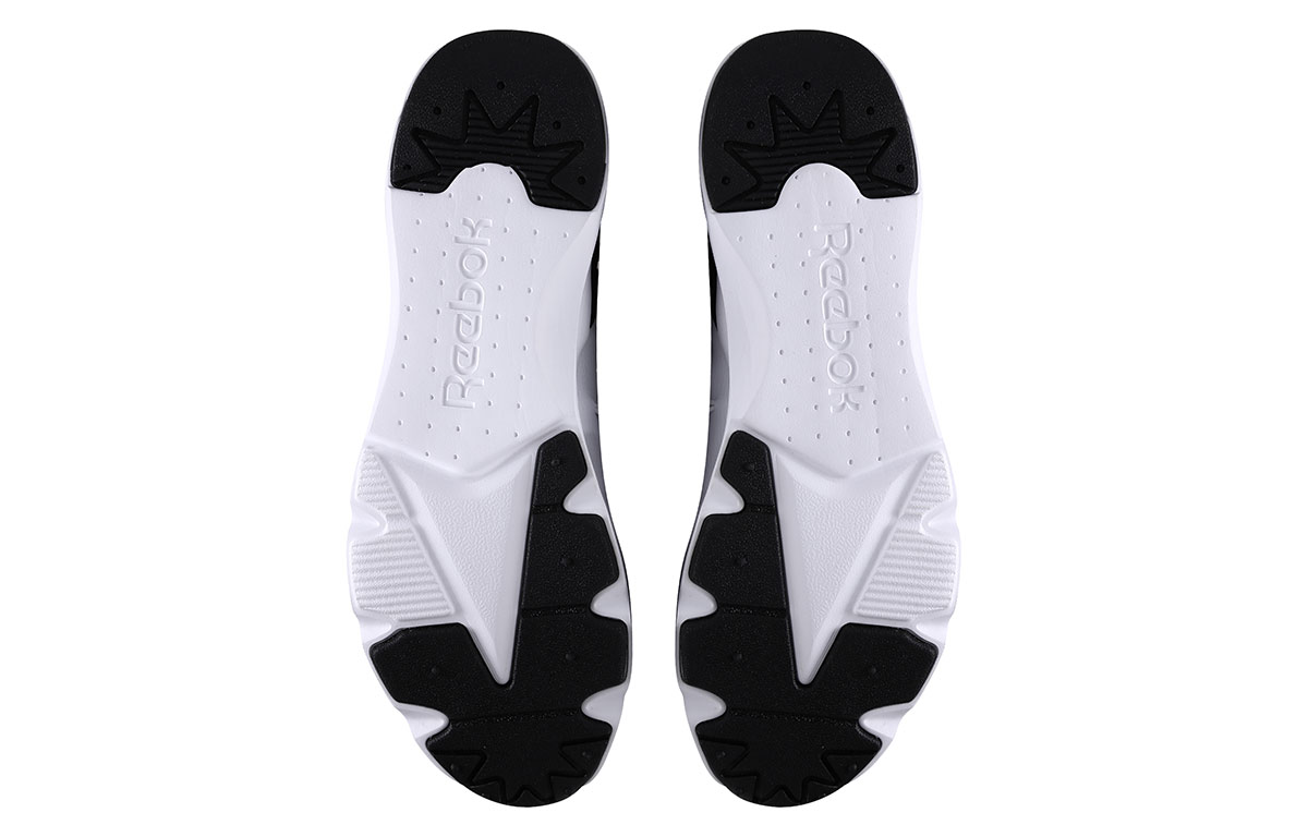 Purchase Reebok Furylite X 白黑 運動鞋