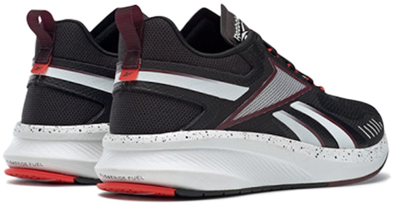 Reebok Fusium Run 20 低筒 跑步鞋 男女款 黑色 Shop Reebok Fusium Run 20 低筒 跑步鞋 男女款 黑色