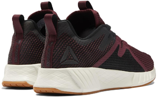 Reebok Fusium Run 2 輕便舒適跑步鞋 酒紅色 Shop Reebok Fusium Run 2 輕便舒適跑步鞋 酒紅色