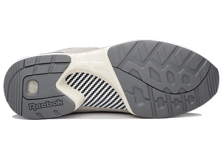 Purchase Reebok Garbstore x Pump Graphlite ''Lichtbruin Blauw'' AR3631