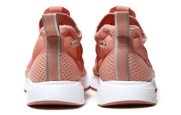 Shop Reebok General ''Rosa'' CN1177