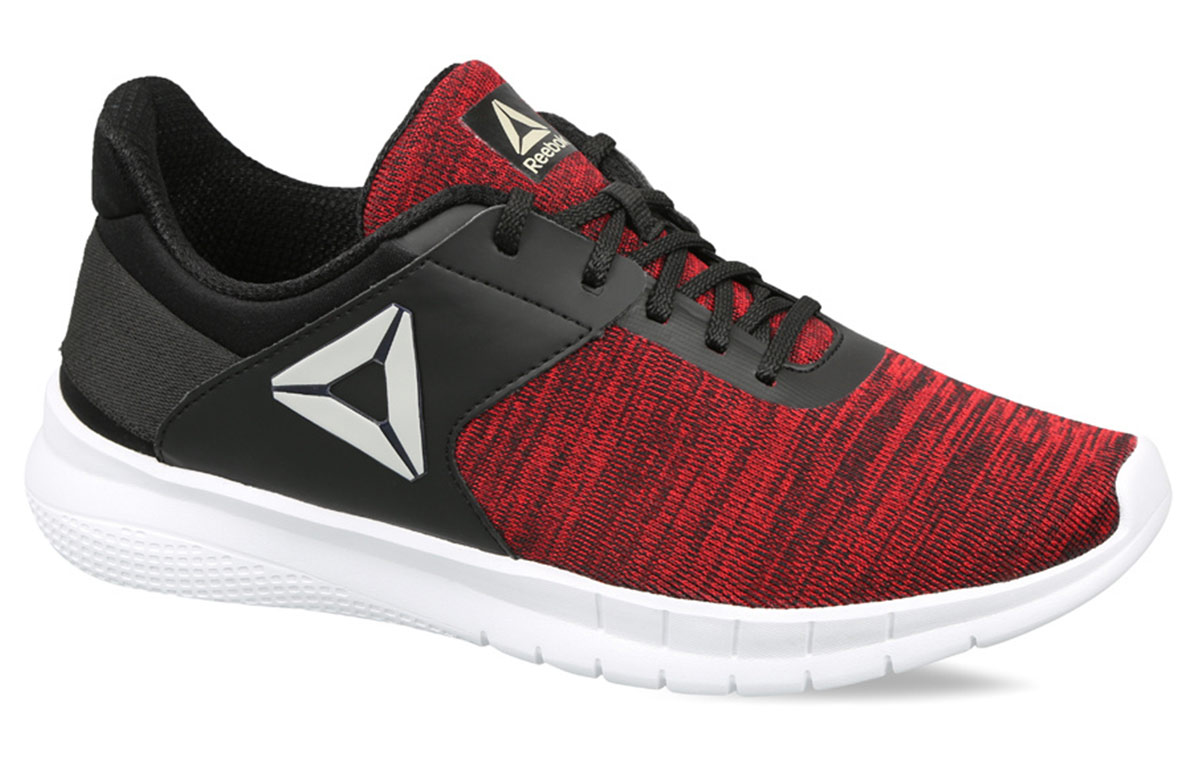 Lookbook Reebok Genesis Runner ''Rosso Nero'' DV8470