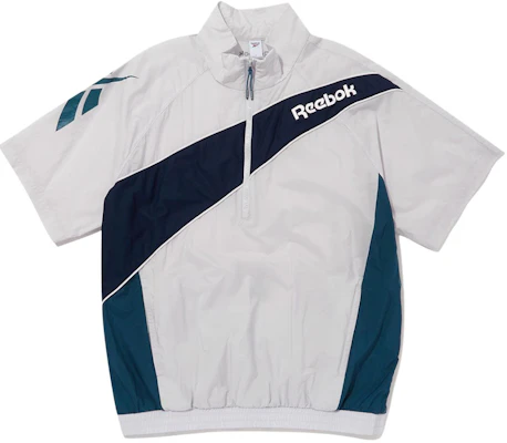 Reebok Grey Half-Zip Soft Short-Sleeve Jacket - Comfortable & Minimalist REJU4EA51G1 Buy Reebok Grey Half-Zip Soft Short-Sleeve Jacket - Comfortable & Minimalist REJU4EA51G1