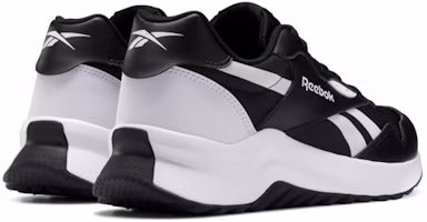 Shop Reebok Heritance 簡約舒適 低筒 跑步鞋 男女兩用 黑白