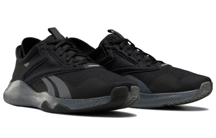 Lookbook Reebok Hiit 黑灰色