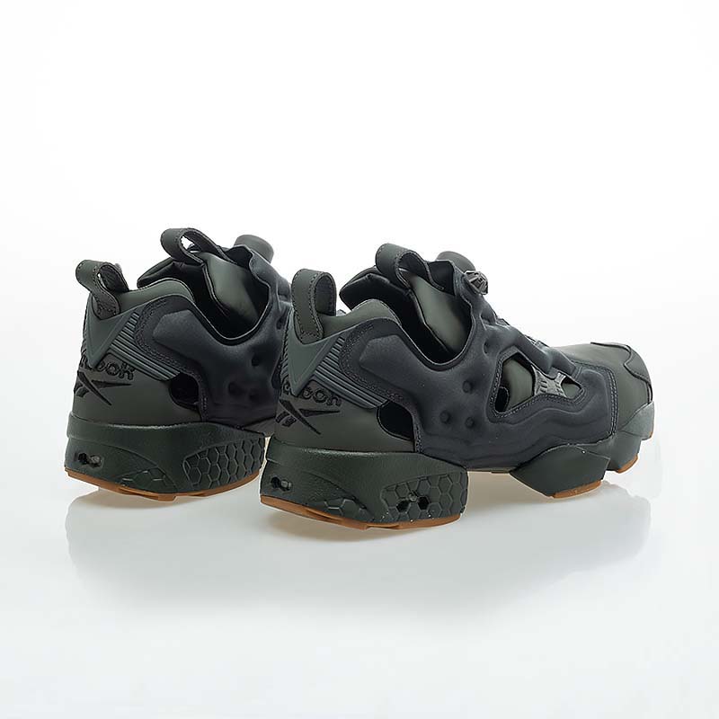 Shop Reebok Instapump Fury 94 Retro Scarpe Sneakers Nere Noodles 100201151