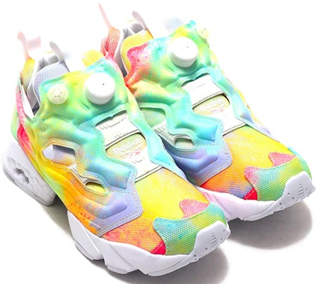 锐步 InstaPump Fury '骄傲' FX4775 Lookbook 锐步 InstaPump Fury '骄傲' FX4775