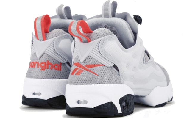 Reebok 锐步 Instapump Fury 城市系列 上海版 FW4755 Shop Reebok 锐步 Instapump Fury 城市系列 上海版 FW4755