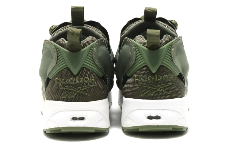 Lookbook リーボック インスタポンプフューリー OG "オリーブグリーン" AR3237