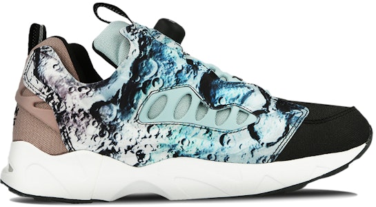 锐步 InstaPump Fury Road "登月" V68798 Order 锐步 InstaPump Fury Road "登月" V68798