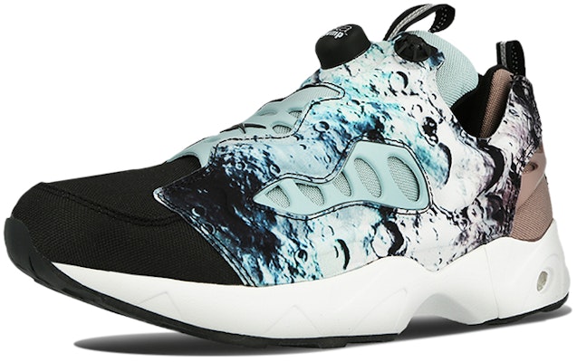 锐步 InstaPump Fury Road "登月" V68798 Lookbook 锐步 InstaPump Fury Road "登月" V68798
