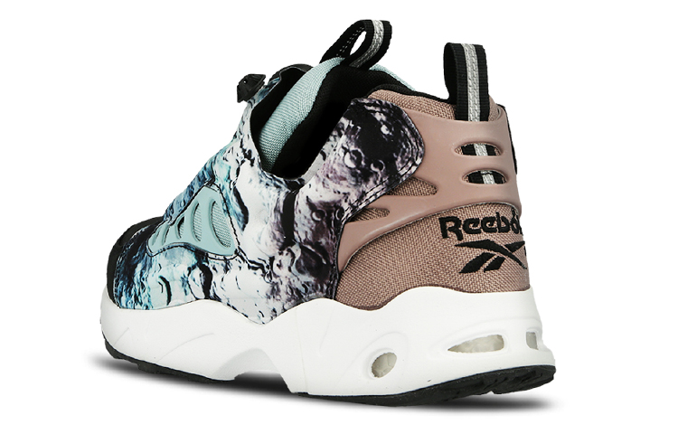 Purchase Reebok InstaPump Fury Road 'Moon Landing' V68798
