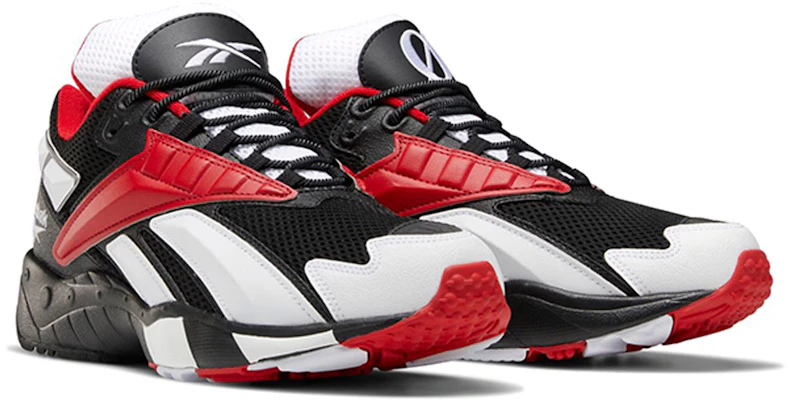 Reebok Interval 96 Sway 黑紅 跑步鞋 Lookbook Reebok Interval 96 Sway 黑紅 跑步鞋
