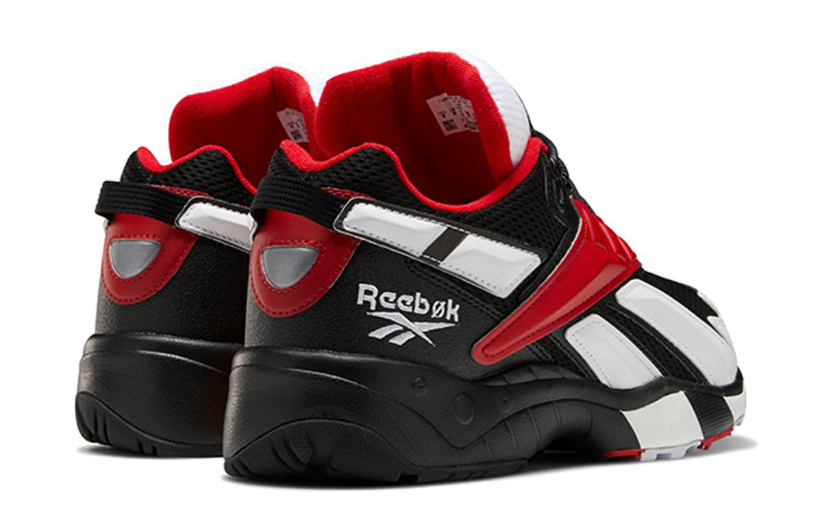 Shop Reebok Interval 96 Sway 黑紅 跑步鞋